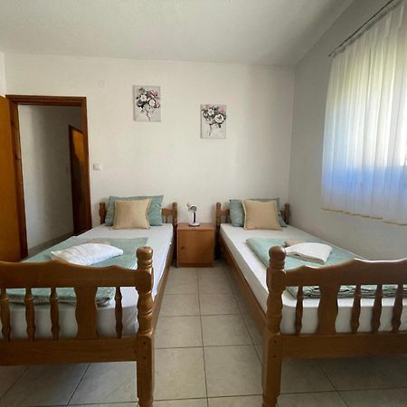 Apartments Mira Neum Exterior photo